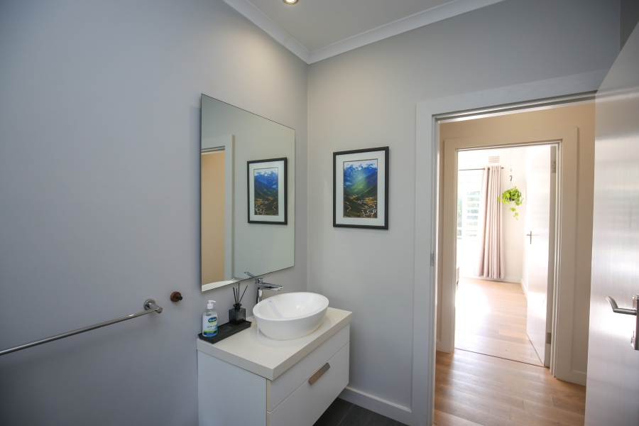 3 Bedroom Property for Sale in Upper Robberg Western Cape